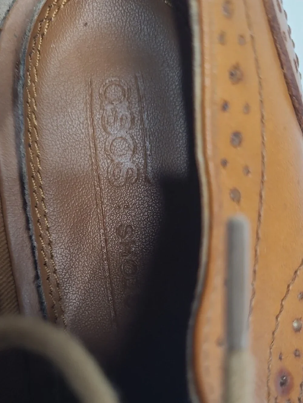 ASOS Tan Wingtip Oxford Shoes with Perforated Brogue Detailing-Size 6.5